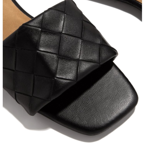 !! RESTOCKED !! Woven Strap Slide Sandals in Black - Picture 2 of 5